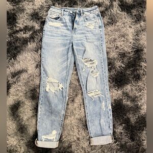 American Eagle Outfitters Light Blue Distressed Mom Jeans